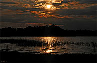 Sunset on the Ottawa River, Ottawa, Canada - click to enlarge